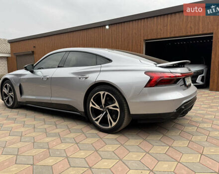 Серый Ауди e-tron GT, объемом двигателя 0 л и пробегом 4 тыс. км за 58900 $, фото 3 на Automoto.ua