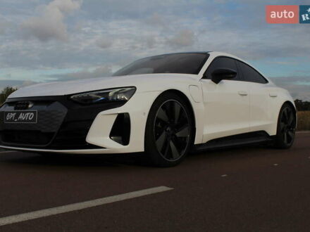 Ауди e-tron GT 2021 в Киеве на Automoto.ua Серый Ауди e-tron GT, объемом двигателя 0 л и пробегом 43 тыс. км за 58800 $, фото 1 на Automoto.ua