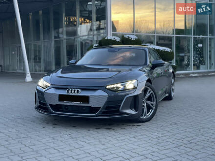 Ауди e-tron GT 2021 в Луцке на Automoto.ua Серый Ауди e-tron GT, объемом двигателя 0 л и пробегом 49 тыс. км за 57999 $, фото 1 на Automoto.ua