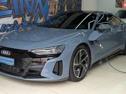Серый Ауди e-tron GT, объемом двигателя 0 л и пробегом 58 тыс. км за 46499 $, фото 1 на Automoto.ua