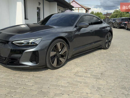 Сірий Ауді e-tron GT, об'ємом двигуна 0 л та пробігом 64 тис. км за 48500 $, фото 1 на Automoto.ua