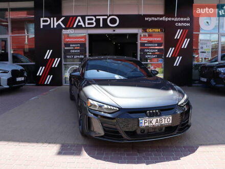 Серый Ауди e-tron GT, объемом двигателя 0 л и пробегом 17 тыс. км за 66900 $, фото 1 на Automoto.ua