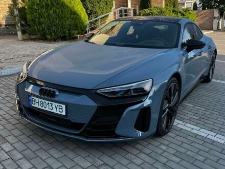 Сірий Ауді e-tron GT, об'ємом двигуна 0 л та пробігом 27 тис. км за 64000 $, фото 1 на Automoto.ua