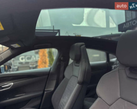 Синий Ауди e-tron GT, объемом двигателя 0 л и пробегом 67 тыс. км за 52500 $, фото 10 на Automoto.ua