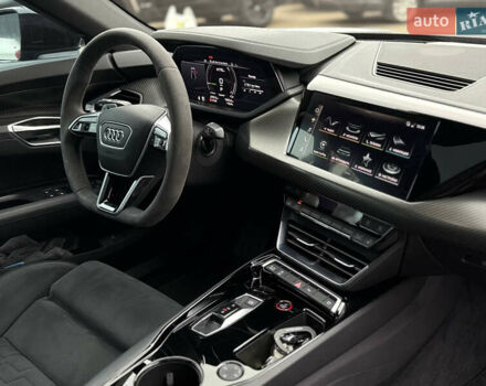 Синий Ауди e-tron GT, объемом двигателя 0 л и пробегом 67 тыс. км за 52500 $, фото 11 на Automoto.ua