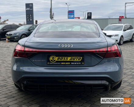 Синий Ауди e-tron GT, объемом двигателя 94 л и пробегом 23 тыс. км за 59999 $, фото 5 на Automoto.ua