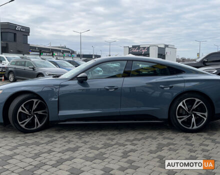 Синий Ауди e-tron GT, объемом двигателя 94 л и пробегом 23 тыс. км за 59999 $, фото 3 на Automoto.ua