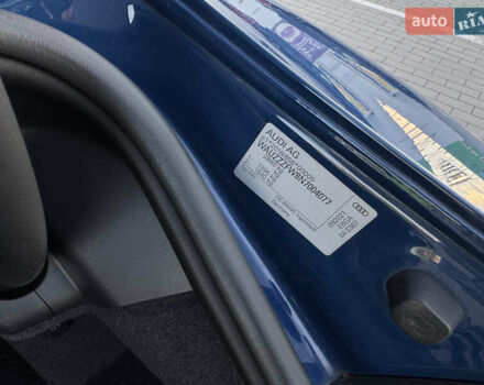 Синий Ауди e-tron GT, объемом двигателя 0 л и пробегом 59 тыс. км за 61000 $, фото 42 на Automoto.ua