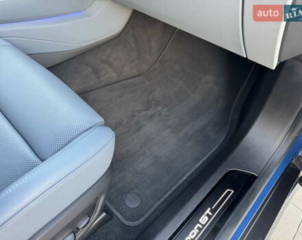 Синий Ауди e-tron GT, объемом двигателя 0 л и пробегом 59 тыс. км за 61000 $, фото 47 на Automoto.ua