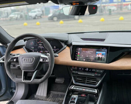 Синий Ауди e-tron GT, объемом двигателя 0 л и пробегом 76 тыс. км за 49000 $, фото 13 на Automoto.ua