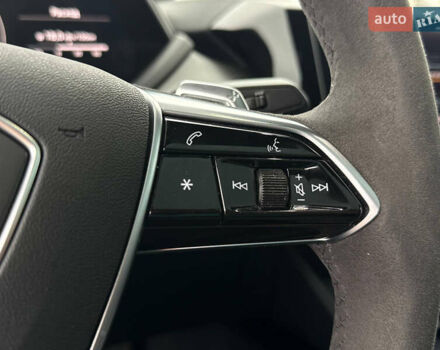 Синий Ауди e-tron GT, объемом двигателя 0 л и пробегом 67 тыс. км за 52500 $, фото 21 на Automoto.ua