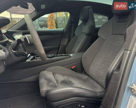 Синий Ауди e-tron GT, объемом двигателя 0 л и пробегом 67 тыс. км за 52500 $, фото 8 на Automoto.ua