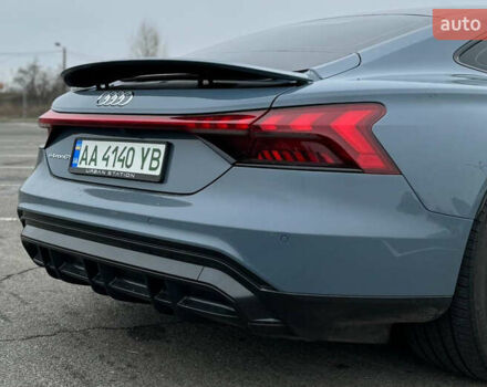 Синий Ауди e-tron GT, объемом двигателя 0 л и пробегом 76 тыс. км за 49000 $, фото 30 на Automoto.ua