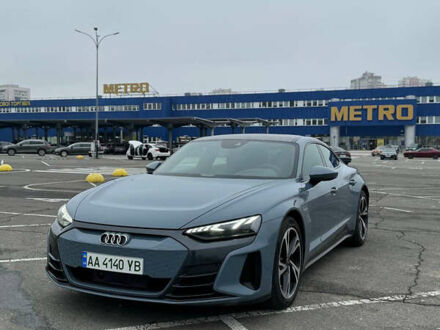 Синий Ауди e-tron GT, объемом двигателя 0 л и пробегом 76 тыс. км за 49000 $, фото 1 на Automoto.ua