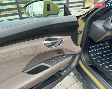 Зеленый Ауди e-tron GT, объемом двигателя 0 л и пробегом 52 тыс. км за 63700 $, фото 14 на Automoto.ua