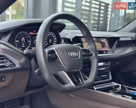 Зеленый Ауди e-tron GT, объемом двигателя 0 л и пробегом 52 тыс. км за 63700 $, фото 16 на Automoto.ua