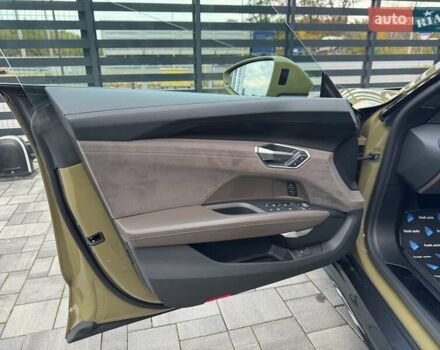 Зеленый Ауди e-tron GT, объемом двигателя 0 л и пробегом 52 тыс. км за 63700 $, фото 13 на Automoto.ua