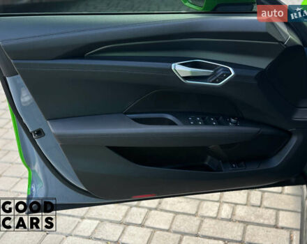 Зеленый Ауди e-tron GT, объемом двигателя 0 л и пробегом 58 тыс. км за 57000 $, фото 17 на Automoto.ua