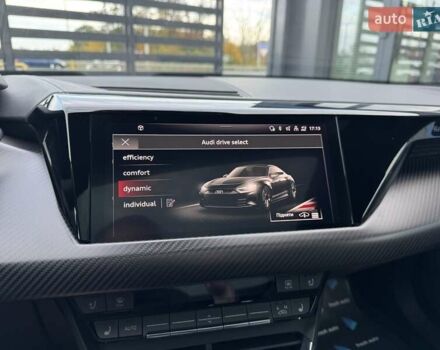 Зеленый Ауди e-tron GT, объемом двигателя 0 л и пробегом 52 тыс. км за 63700 $, фото 21 на Automoto.ua
