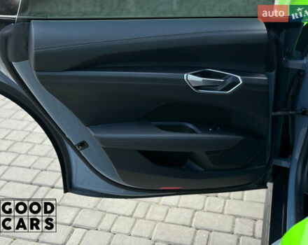 Зеленый Ауди e-tron GT, объемом двигателя 0 л и пробегом 58 тыс. км за 57000 $, фото 24 на Automoto.ua