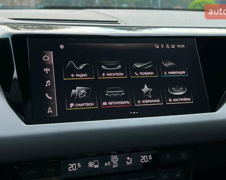Зеленый Ауди e-tron GT, объемом двигателя 0 л и пробегом 36 тыс. км за 59000 $, фото 26 на Automoto.ua