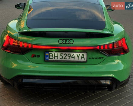 Зеленый Ауди e-tron GT, объемом двигателя 0 л и пробегом 12 тыс. км за 93500 $, фото 53 на Automoto.ua