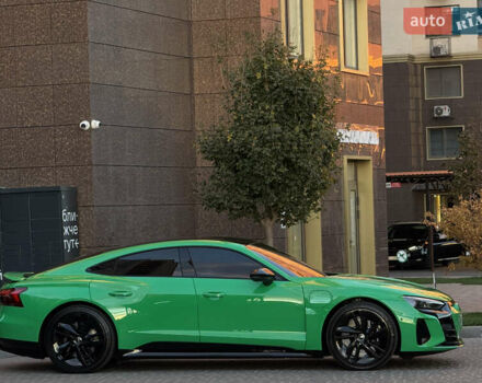 Зеленый Ауди e-tron GT, объемом двигателя 0 л и пробегом 12 тыс. км за 93500 $, фото 8 на Automoto.ua