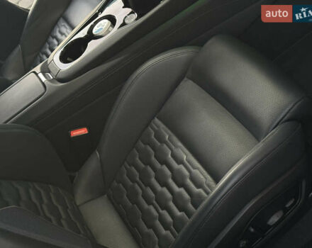 Зеленый Ауди e-tron GT, объемом двигателя 0 л и пробегом 12 тыс. км за 93500 $, фото 30 на Automoto.ua