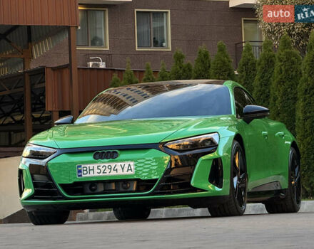 Зеленый Ауди e-tron GT, объемом двигателя 0 л и пробегом 12 тыс. км за 93500 $, фото 3 на Automoto.ua