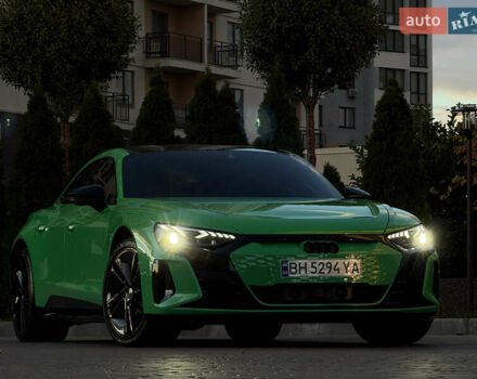 Зеленый Ауди e-tron GT, объемом двигателя 0 л и пробегом 12 тыс. км за 93500 $, фото 1 на Automoto.ua