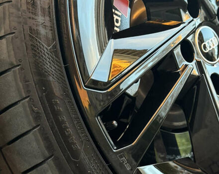 Зеленый Ауди e-tron GT, объемом двигателя 0 л и пробегом 12 тыс. км за 93500 $, фото 49 на Automoto.ua