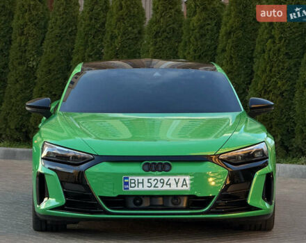 Зеленый Ауди e-tron GT, объемом двигателя 0 л и пробегом 12 тыс. км за 93500 $, фото 2 на Automoto.ua
