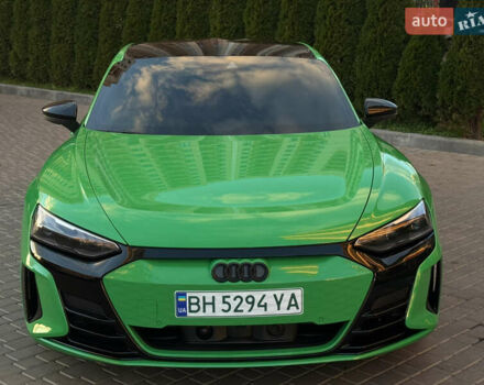Зеленый Ауди e-tron GT, объемом двигателя 0 л и пробегом 12 тыс. км за 93500 $, фото 6 на Automoto.ua