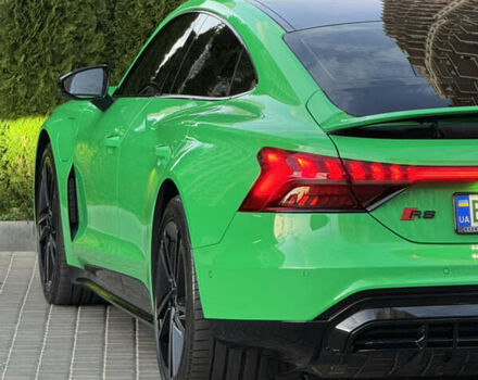 Зеленый Ауди e-tron GT, объемом двигателя 0 л и пробегом 12 тыс. км за 93500 $, фото 42 на Automoto.ua
