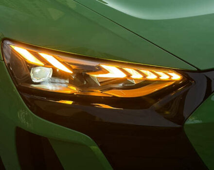 Зеленый Ауди e-tron GT, объемом двигателя 0 л и пробегом 12 тыс. км за 93500 $, фото 41 на Automoto.ua