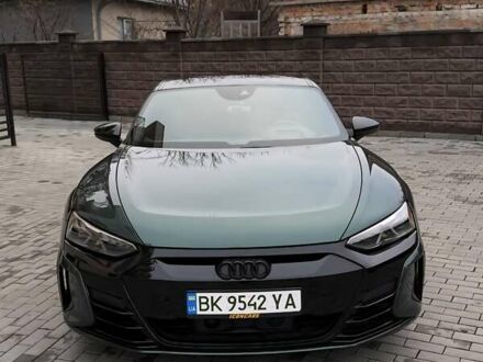 Зелений Ауді e-tron GT, об'ємом двигуна 0 л та пробігом 57 тис. км за 62000 $, фото 1 на Automoto.ua