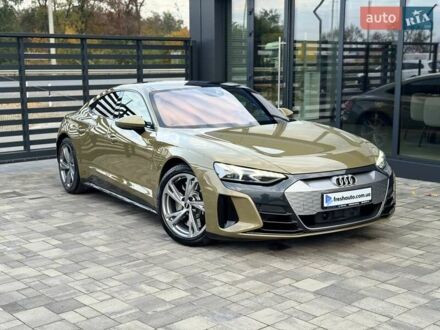 Ауди e-tron GT 2022 в Ровно на Automoto.ua Зеленый Ауди e-tron GT, объемом двигателя 0 л и пробегом 52 тыс. км за 63700 $, фото 1 на Automoto.ua