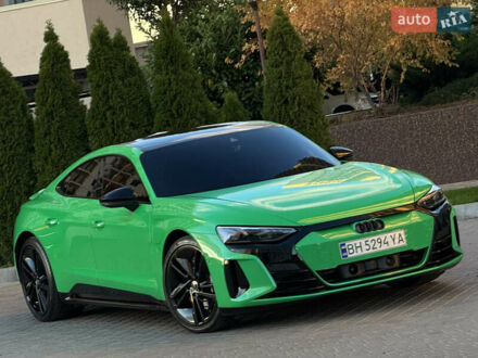 Зеленый Ауди e-tron GT, объемом двигателя 0 л и пробегом 12 тыс. км за 93500 $, фото 1 на Automoto.ua