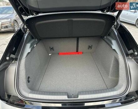 Черный Ауди E5 Sportback, объемом двигателя 0 л и пробегом 1 тыс. км за 54900 $, фото 30 на Automoto.ua