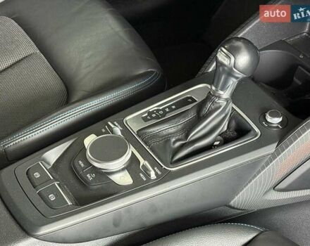 Белый Ауди Q2L e-tron, объемом двигателя 0 л и пробегом 60 тыс. км за 18490 $, фото 17 на Automoto.ua