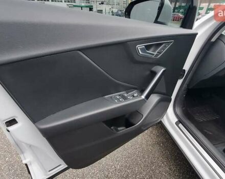 Білий Ауді Q2L e-tron, об'ємом двигуна 0 л та пробігом 61 тис. км за 18500 $, фото 13 на Automoto.ua