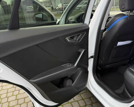 Білий Ауді Q2L e-tron, об'ємом двигуна 0 л та пробігом 62 тис. км за 18500 $, фото 14 на Automoto.ua