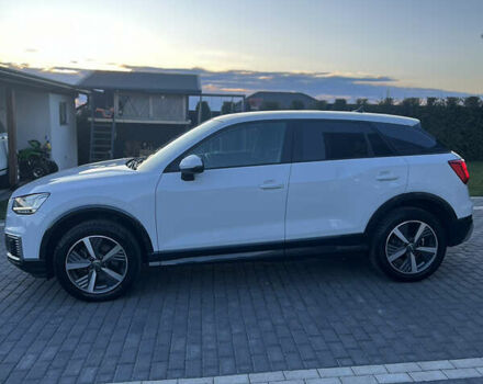 Белый Ауди Q2L e-tron, объемом двигателя 0 л и пробегом 64 тыс. км за 24000 $, фото 5 на Automoto.ua