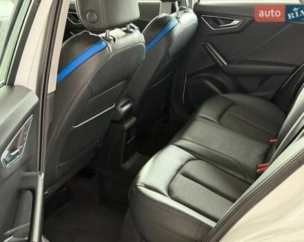 Белый Ауди Q2L e-tron, объемом двигателя 0 л и пробегом 60 тыс. км за 18490 $, фото 12 на Automoto.ua