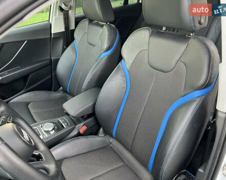 Белый Ауди Q2L e-tron, объемом двигателя 0 л и пробегом 64 тыс. км за 24000 $, фото 13 на Automoto.ua