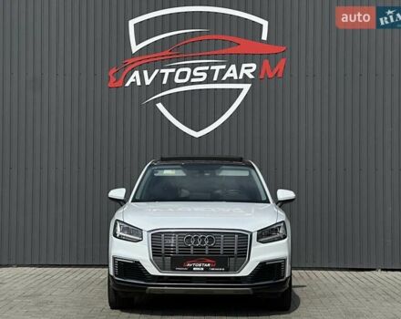 Білий Ауді Q2L e-tron, об'ємом двигуна 0 л та пробігом 47 тис. км за 18300 $, фото 1 на Automoto.ua