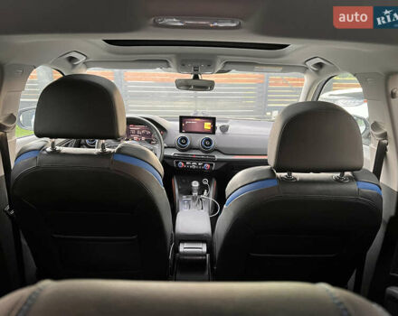 Белый Ауди Q2L e-tron, объемом двигателя 0 л и пробегом 64 тыс. км за 24000 $, фото 17 на Automoto.ua