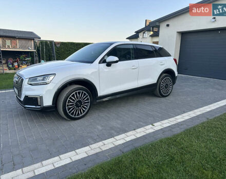 Белый Ауди Q2L e-tron, объемом двигателя 0 л и пробегом 60 тыс. км за 23000 $, фото 10 на Automoto.ua
