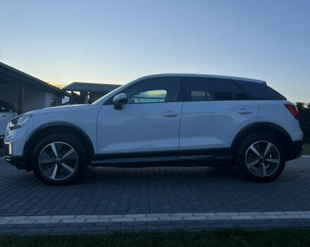 Белый Ауди Q2L e-tron, объемом двигателя 0 л и пробегом 64 тыс. км за 24000 $, фото 7 на Automoto.ua