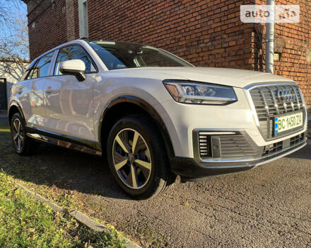 Ауди Q2L e-tron, объемом двигателя 0 л и пробегом 27 тыс. км за 24600 $, фото 1 на Automoto.ua